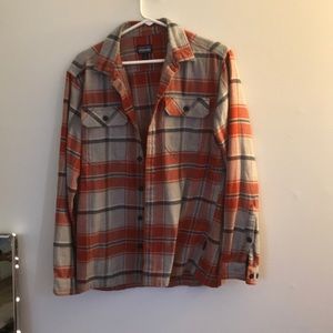 Small Patagonia Men's Fjord Flannel Shirt